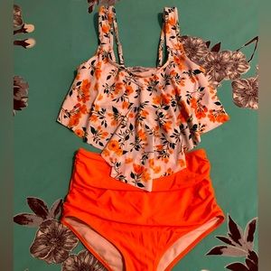 NWOT Marinavida Two Piece Tank Swimsuit, Lightly Padded Adjustable Top, Sz Med